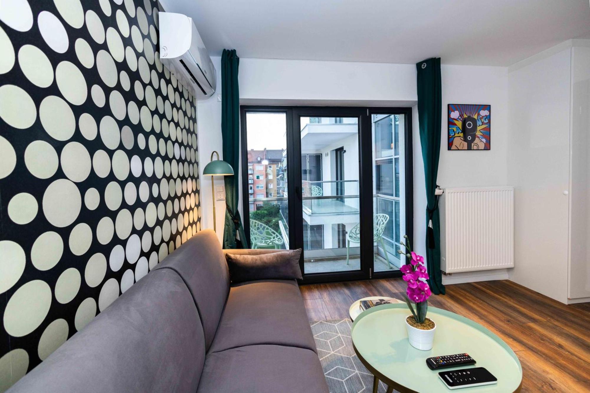 Aparthotel Eco Smart Premium 3*