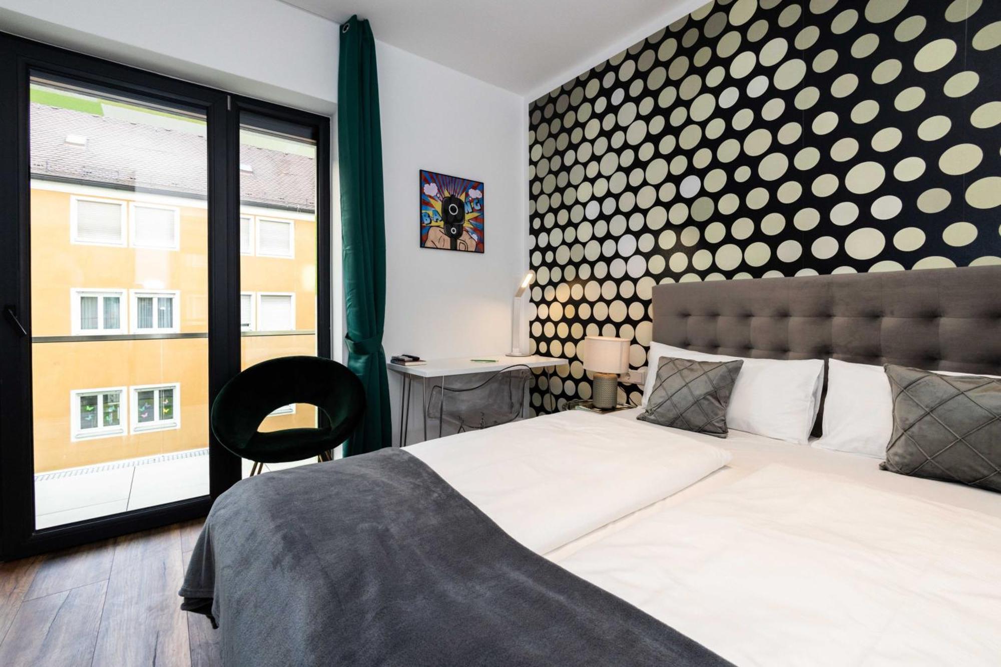 Eco Smart Premium Aparthotel 3*